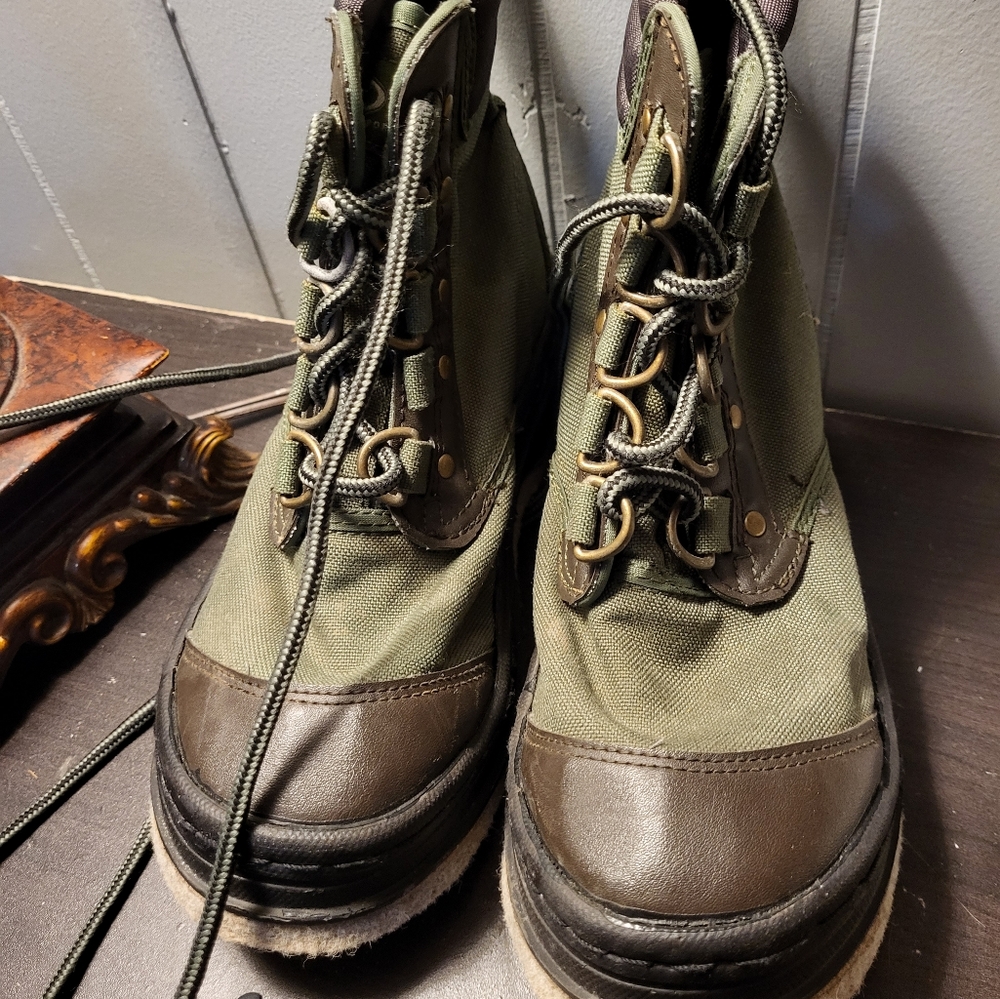 Orvis wading boots